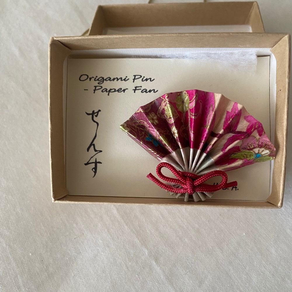 Origami Paper Fan Pin